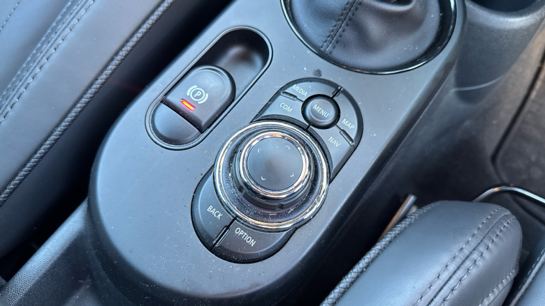 MINI Hatchback 135kW Cooper S Level 3 33kWh 3dr Auto Electric Hatchback